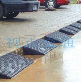 上海视点供应路沿坡橡胶垫 橡胶斜坡 阶梯垫